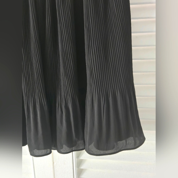 BB Dakota Black Pleated Mini Skirt Size M NWT - Picture 5 of 10